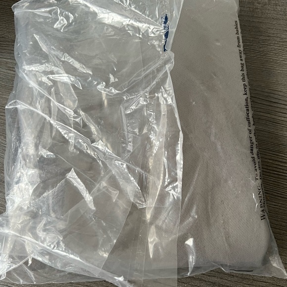 Sun Zero Easton Blackout Energy Efficient Grommet Curtain Panel, 40x63, Gray - Picture 2 of 2